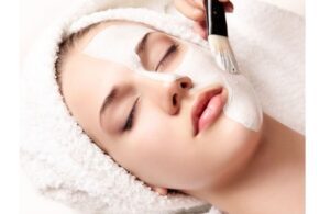 Có Nên Đắp Mặt Nạ Sau Nặn Mụn? Bao Lâu Thì Được Đắp