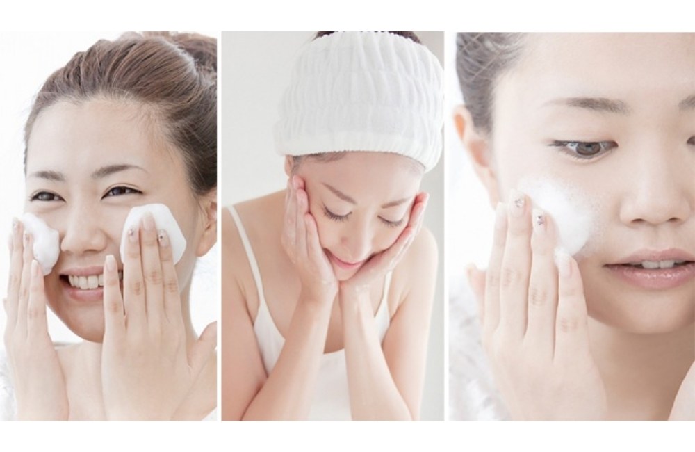 Da Mặt Có Thực Sự Cần Rửa Với Sữa Rửa Mặt Vào Buổi Sáng