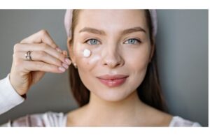 Mặt Nạ Ngủ Là Gì? Cách Sử Dụng Để Đặt Hiệu Quả Tốt Nhất