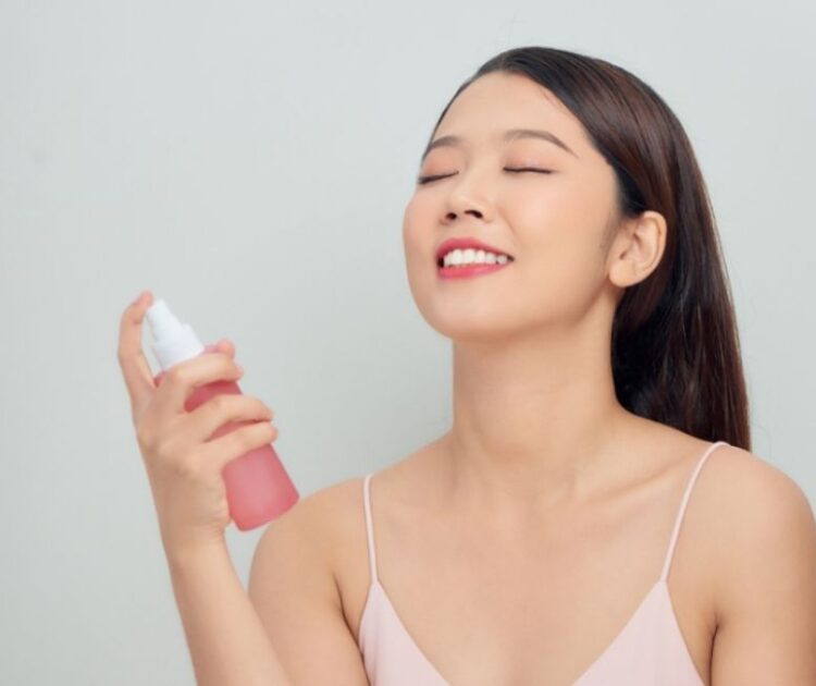 Dùng Xịt Khoáng Thời Điểm Nào Là Tốt Nhất? Những Thời Điểm Vàng