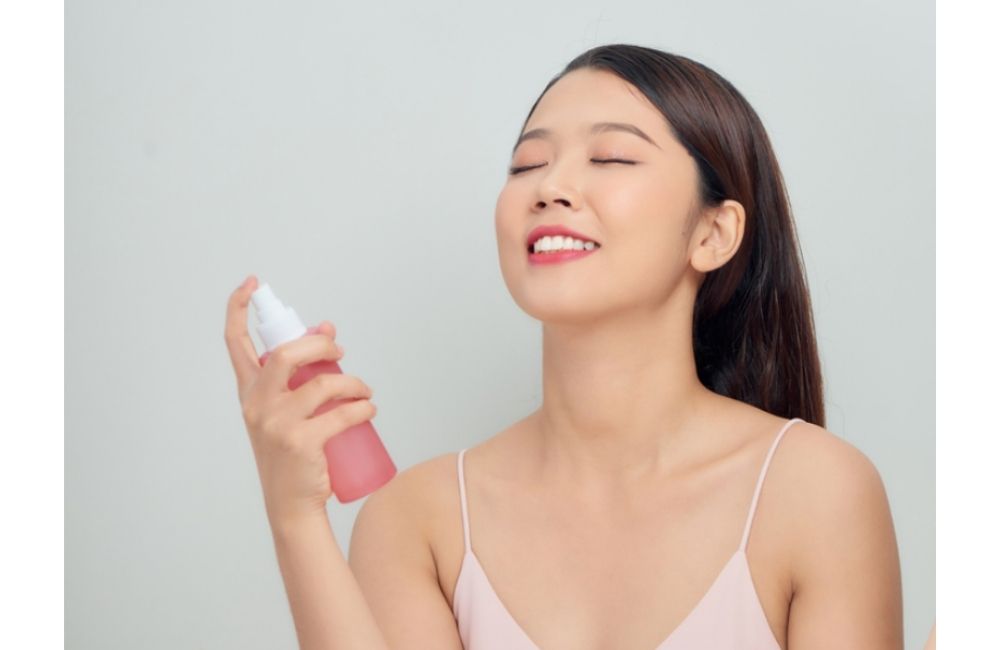 Dùng Xịt Khoáng Thời Điểm Nào Là Tốt Nhất? Những Thời Điểm Vàng