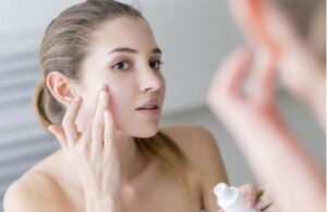 Da Dầu Cần Gì Da Khô Đang Thiếu Gì? Liệu Bạn Đã Thực Sự Hiểu 2 Da Dầu Cần Gì Da Khô Đang Thiếu Gì? Liệu Bạn Đã Thực Sự Hiểu
