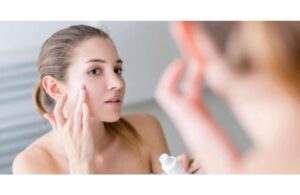 5 Nguyên Nhân Khiến Bạn Dưỡng Mãi Không Đẹp Dù Skincare Không Thiếu Bước Nào 3 5 Nguyên Nhân Khiến Bạn Dưỡng Mãi Không Đẹp Dù Skincare Không Thiếu Bước Nào