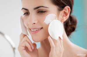 Mụn Viêm Càng Nặn Càng Viêm? Và Đây Là Cách Chăm Sóc Mụn Viêm Tại Nhà